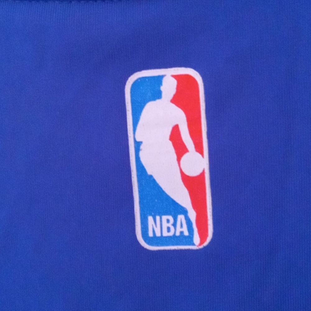 Adidas shirt - Picture 5 of 6